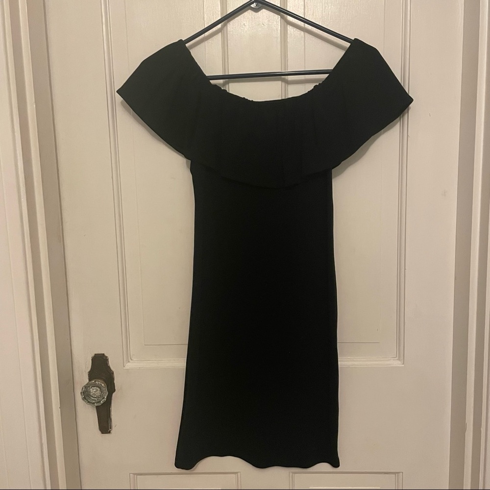 one clothing black dress, size small